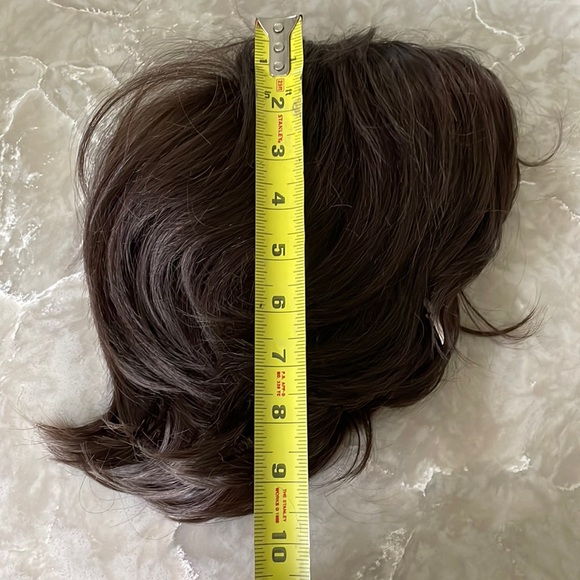 NWT 9” dark brown wig natural puff volume top layer messy crown side chocolate - Picture 13 of 14